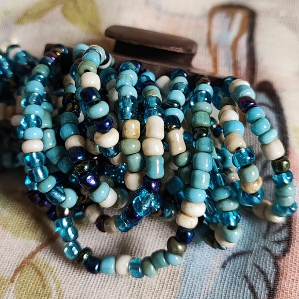 Wood Clasp Seed Beaded Blue Turquoise Cream Twisted Stretch Vintage Bracelet MCM